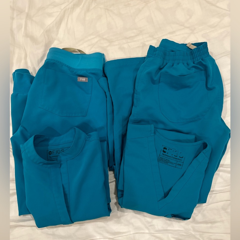 Figs Teal Scrubs Bundle (2pairs)